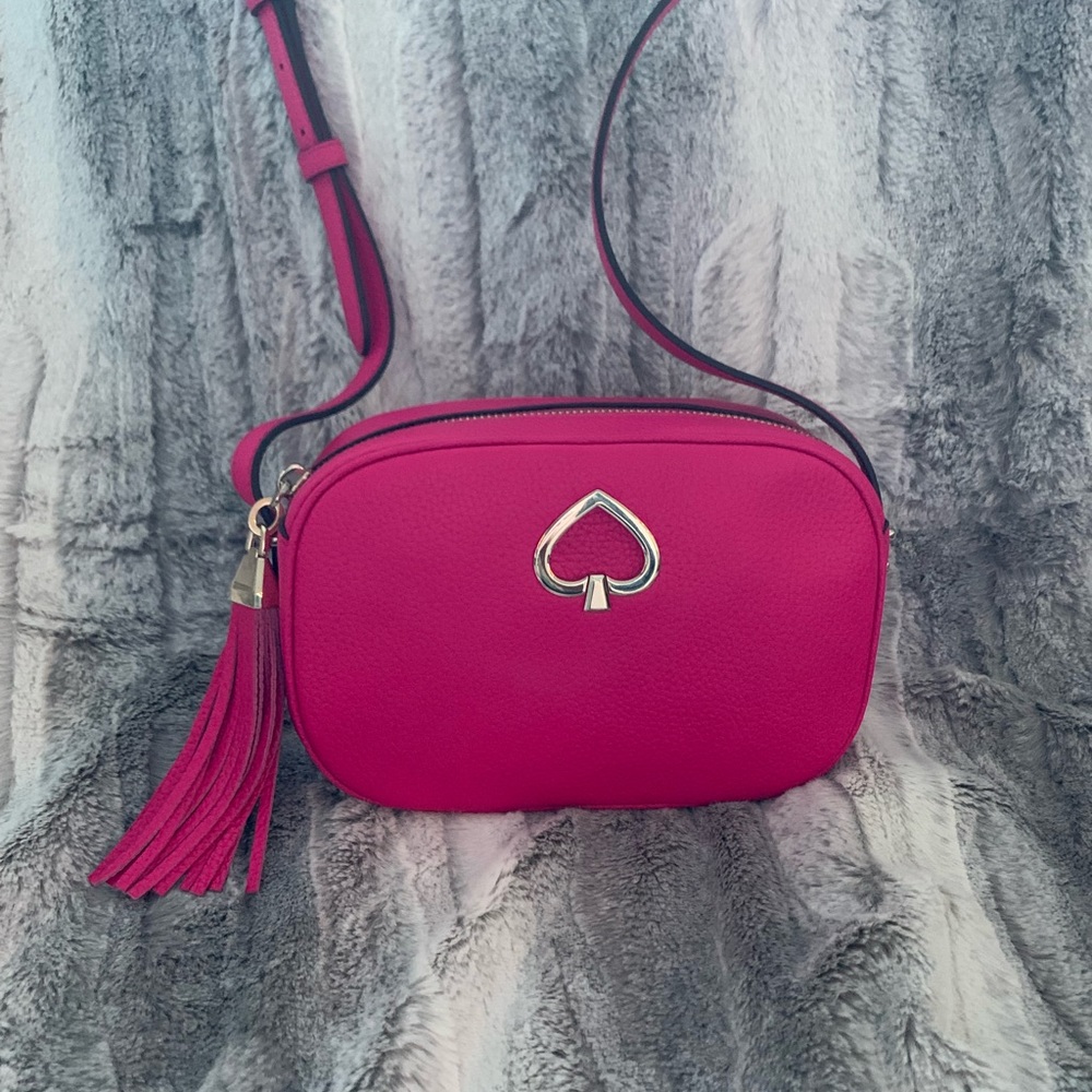 Kate Spade Kourtney Crossbody Camera Bag in Hot Pink!